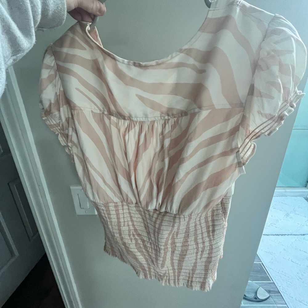 Free people silk giraffe top - Picture 3 of 4